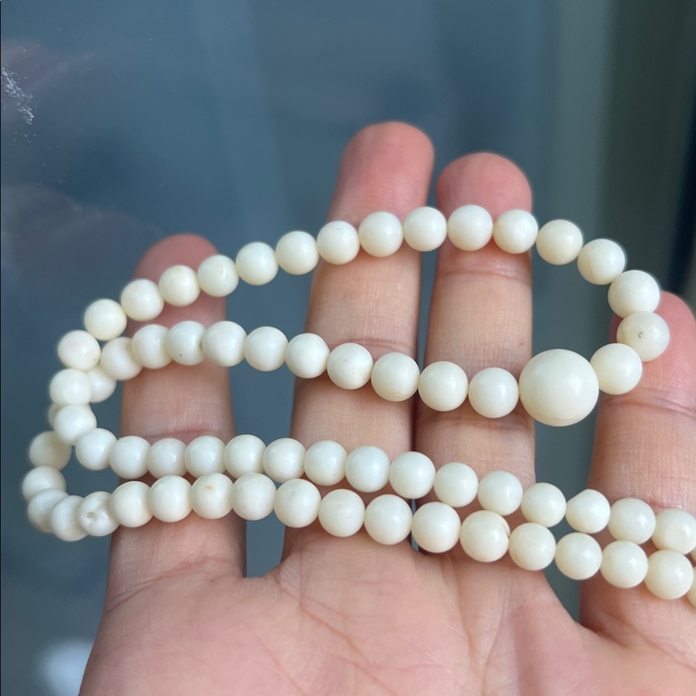 Elegant Cream coral Necklace